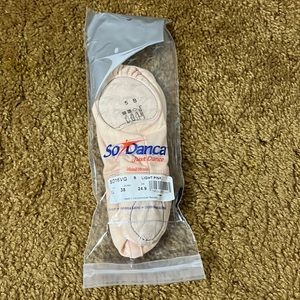NWT So Danca Ballet Shoes